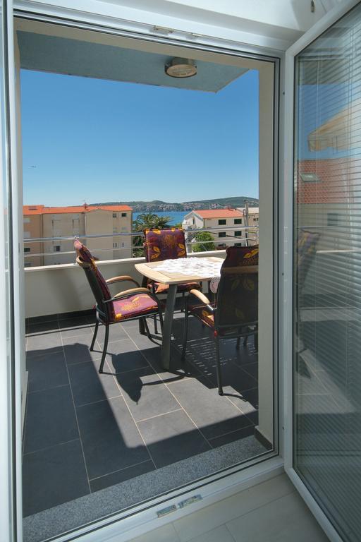 Apartmani Mane Trogir Exterior foto